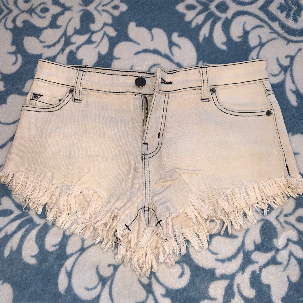Ruffled shorts